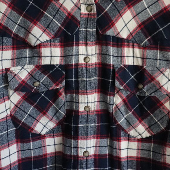 Jachs Girlfriend Womens Sz XL Plaid Snap Button Flannel Comfy Fleece Sweater - Picture 6 of 12